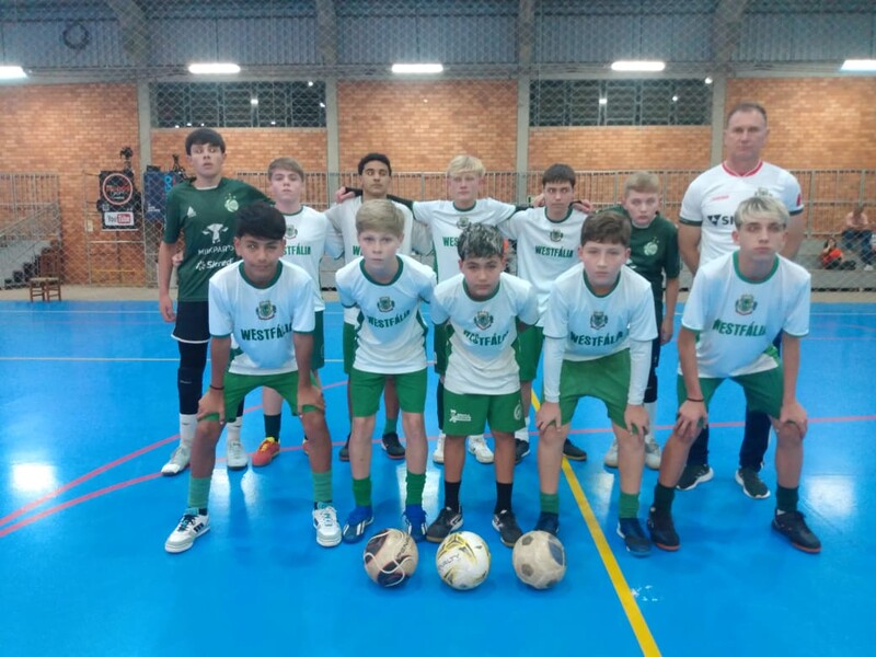 quarta-rodada-do-municipal-de-futsal-agitou-o-ginasio-municipal