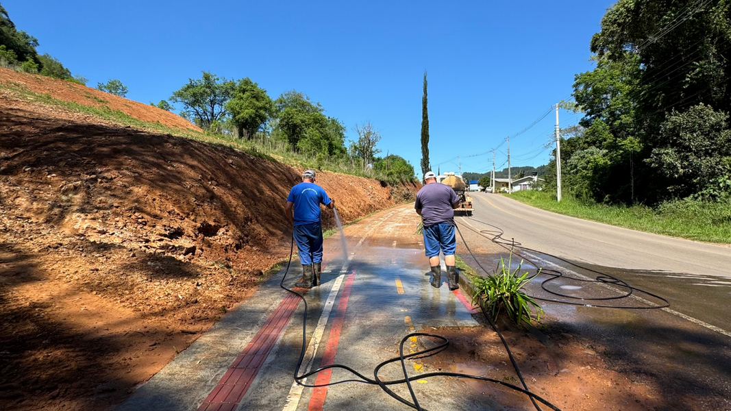 prefeitura-realiza-limpeza-e-manutencao-da-ciclovia-de-boa-vista-do-sul
